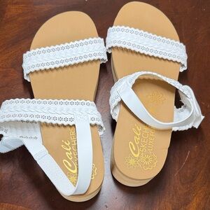 Skechers Kids White and Tan Sandals